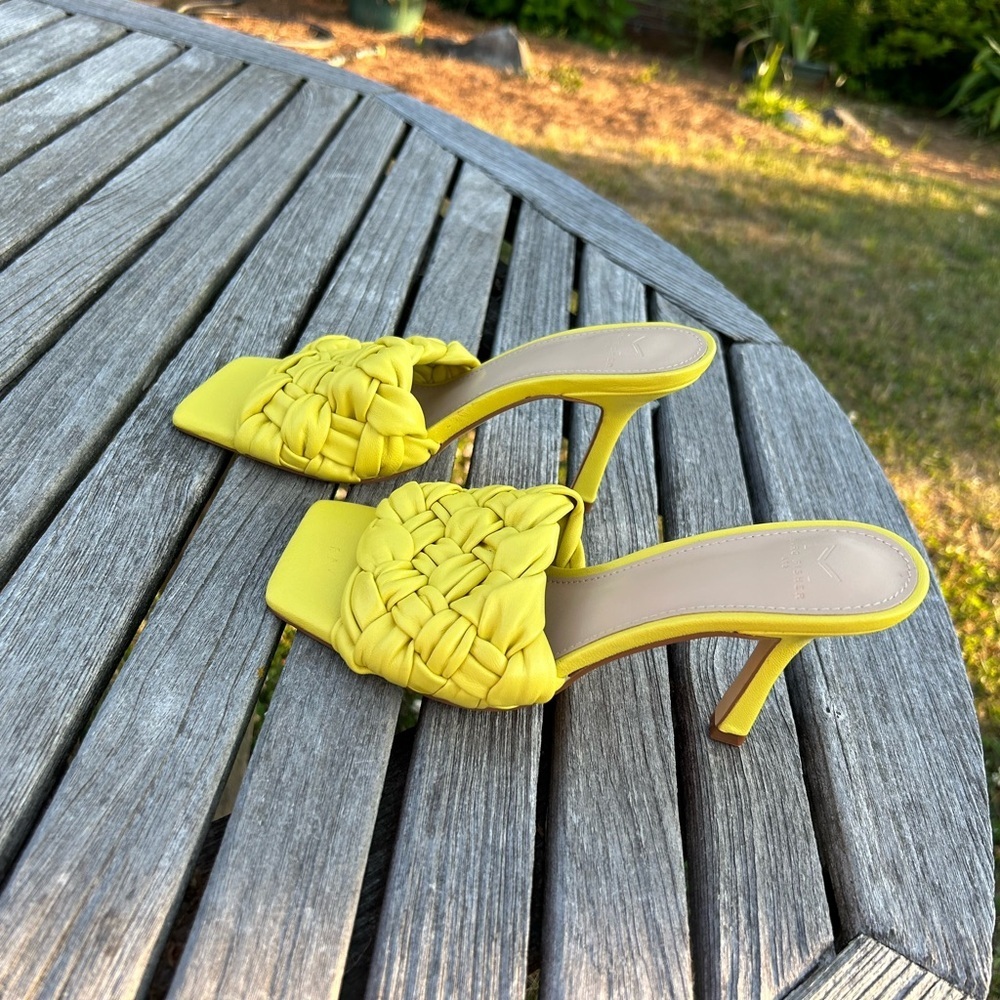 Marc Fisher Yellow Draya Square Toe Slides Size 7… - image 3